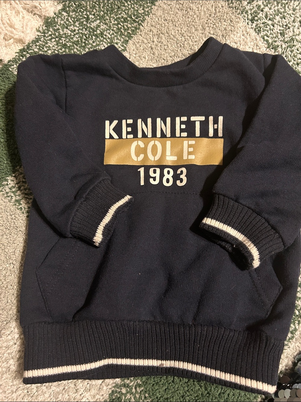 Kenneth Cole Navy Crewneck Sweatshirt with Cream and Gold Accents